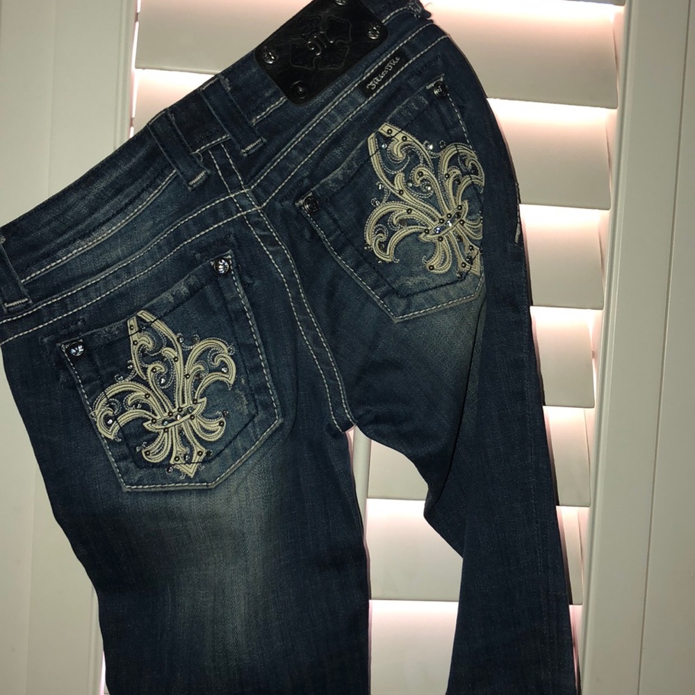 Gently Worn